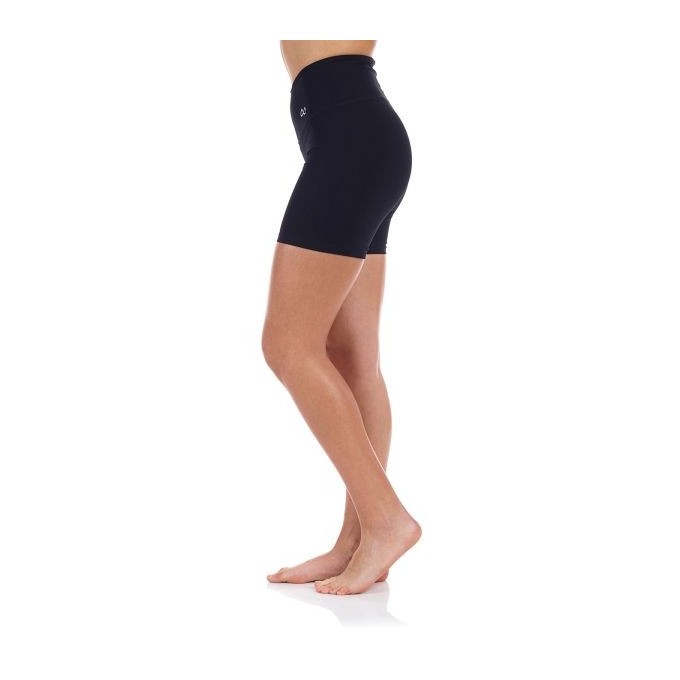 ALIVE  PANTALONES CORTOS