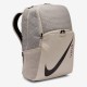 MOCHILA  NIKE BRASILIA 9.0 M CU1039 104 MARRON BEIGE