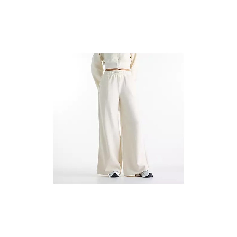 Rebaja Pantalón Largo Moda New Balance Beige  // Rebajas Pantalón Largo New Balance Beige