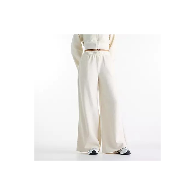 Rebaja Pantalón Largo Moda New Balance Beige  // Rebajas Pantalón Largo New Balance Beige