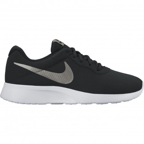 Nike Tanjun Negras, Rojas, Blancas, Azules